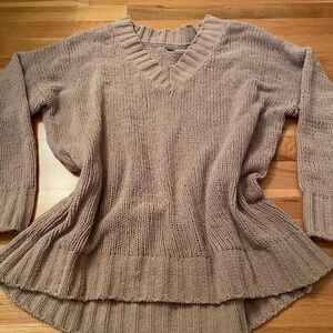Aerie Tan V-Neck Sweater with Ribbed Detailing